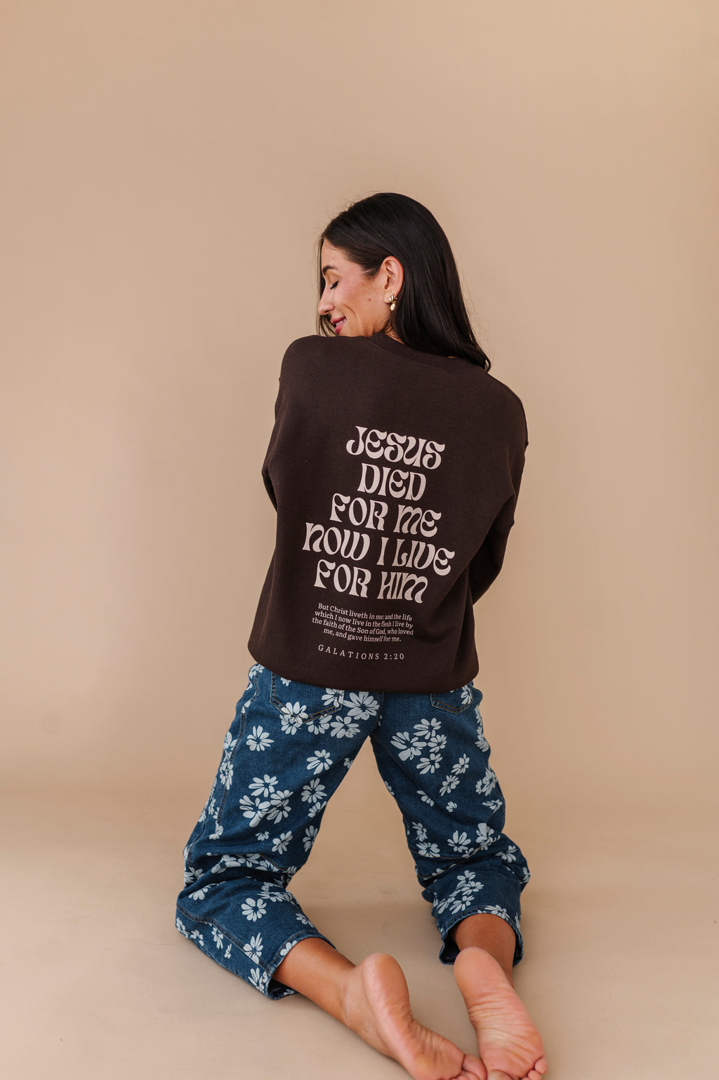 Christ Liveth In Me Crewneck - Chocolate